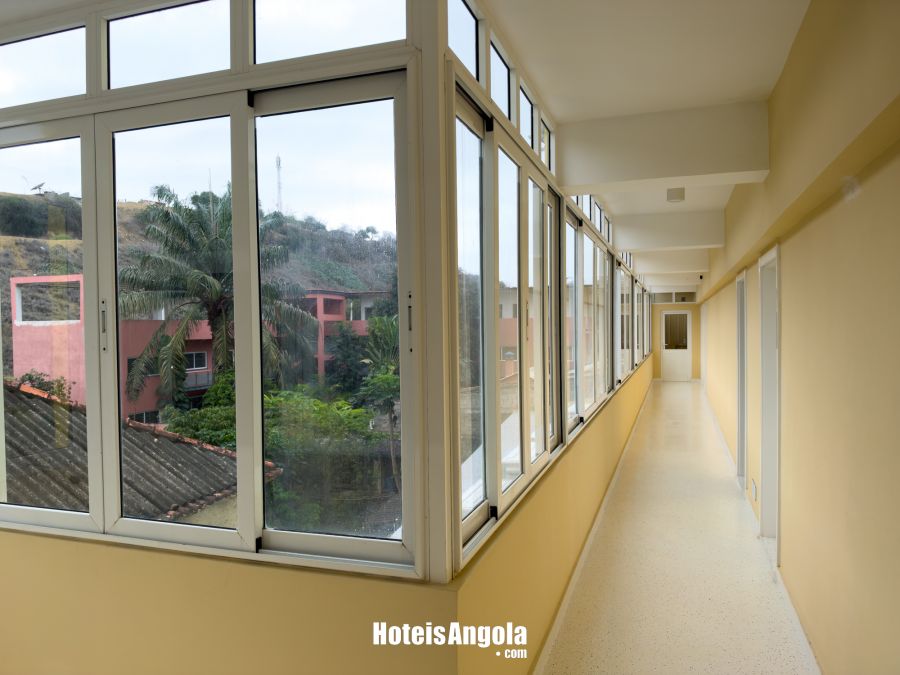 Hotel Ritz Sumbe - Image 5